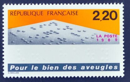 Timbre de France N°2562 neuf**